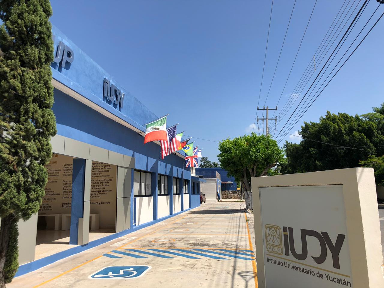 Instituto Universitario de Yucatán